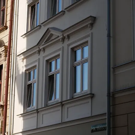 Apartmanhotel Ermine 4*