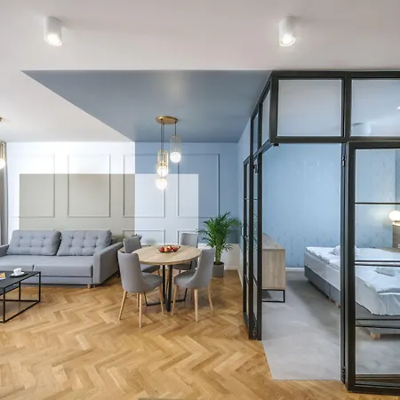 Ermine Lejlighedshotel 4*