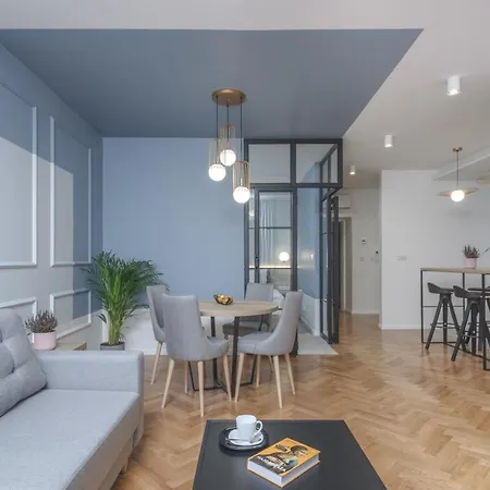 Apartmanhotel Ermine 4*