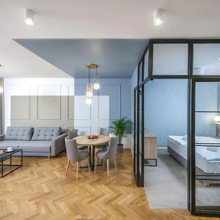 Ermine Apartmanhotel